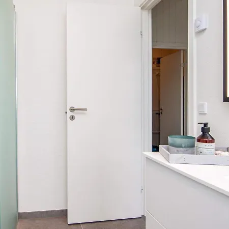 Hébergement de vacances Stylish Lakeview Retreat-by Traum *